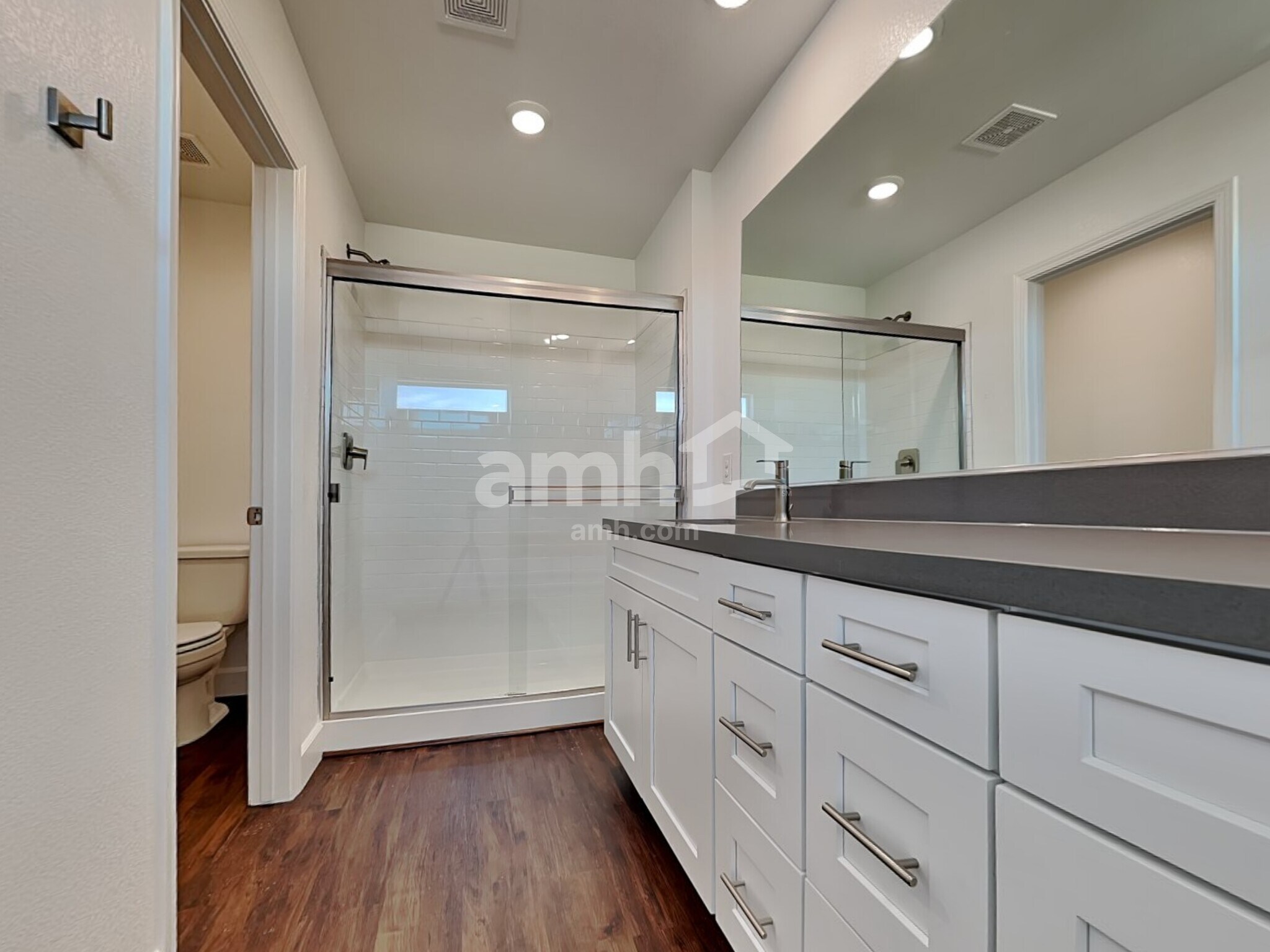 Building Photo - 104 Island Plumeria Ln