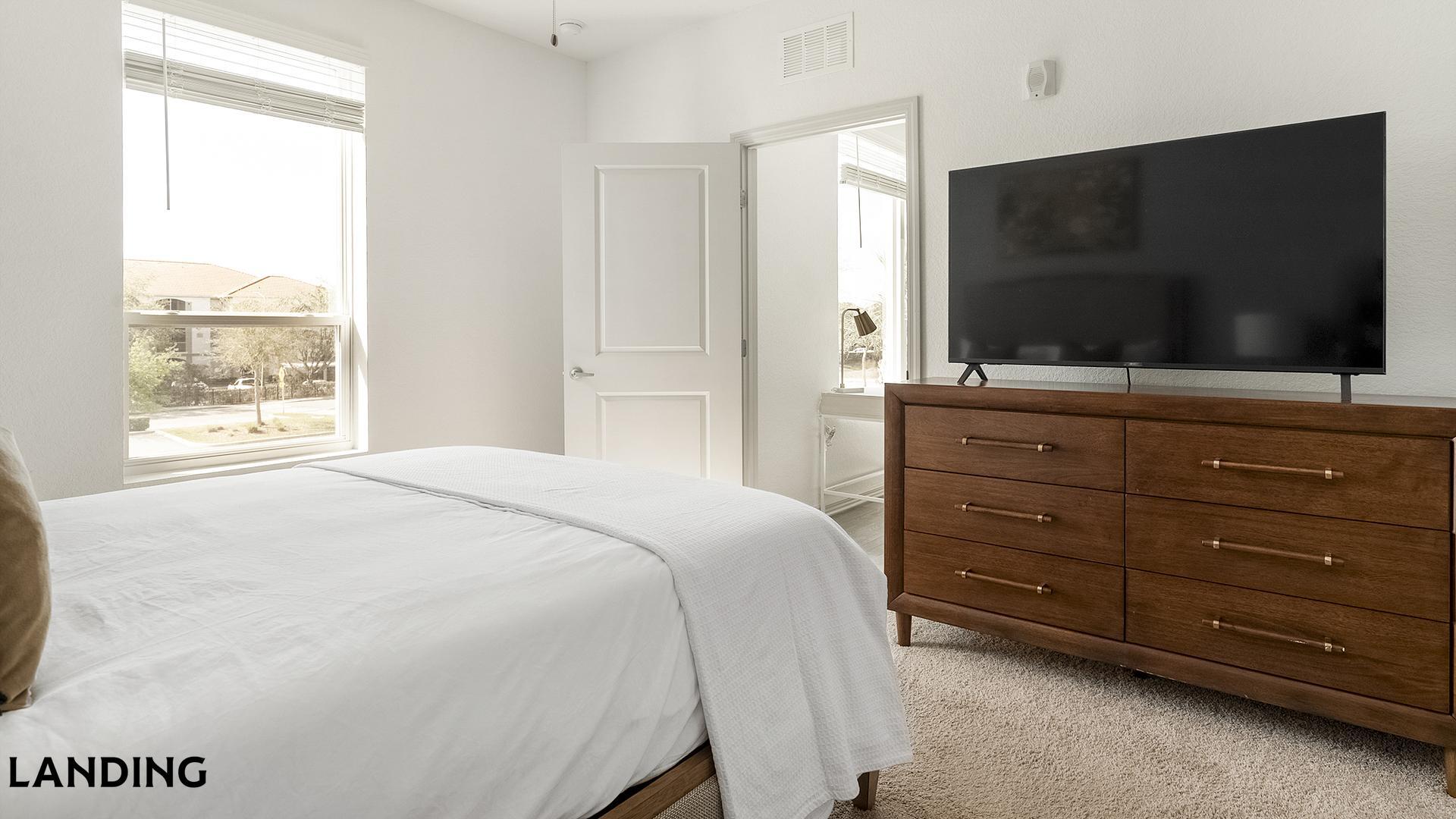 Building Photo - 9301 Summit Centre Way