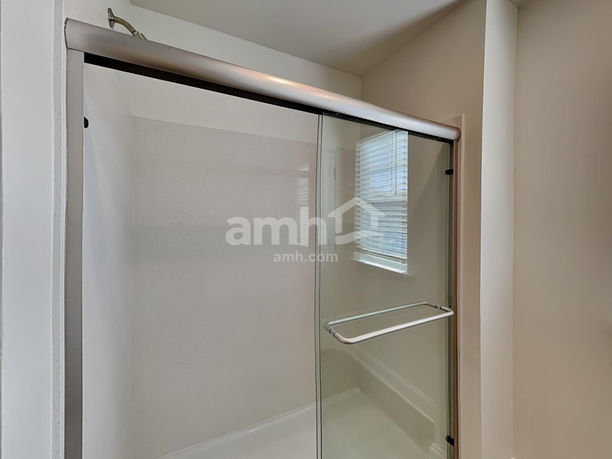 Building Photo - 3508 Lincoln Hts Ln