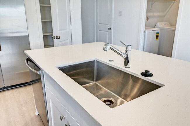 Building Photo - 26923 Zebra Grass Dr