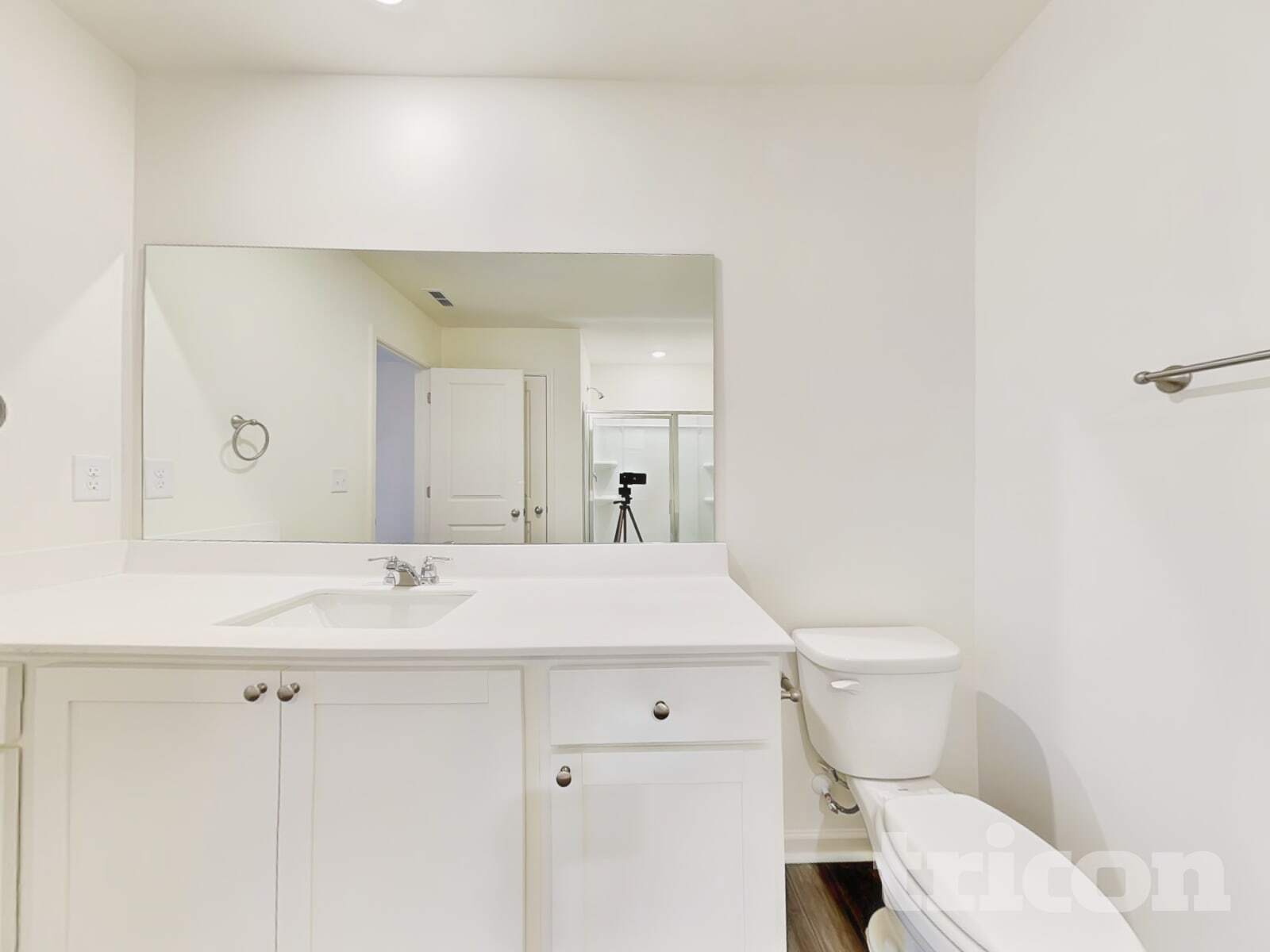 Building Photo - 179 Long Dr