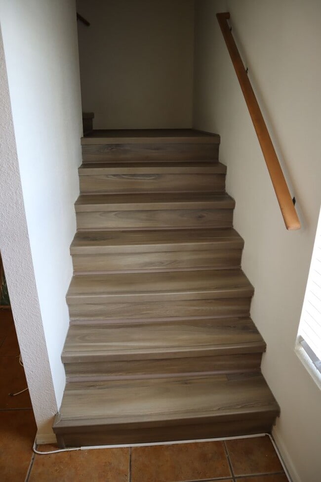 Building Photo - Cool Price, Hot Item!