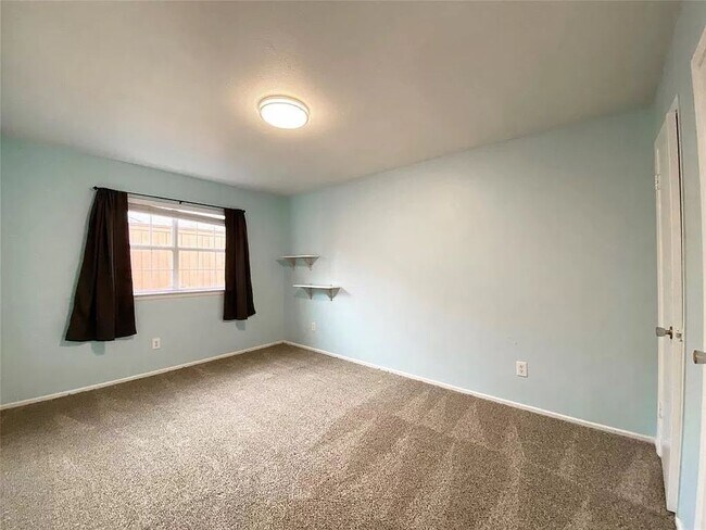 Building Photo - 1316 Dunbarton Dr