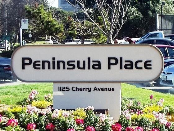 Building Photo - 135 Piccadilly Pl