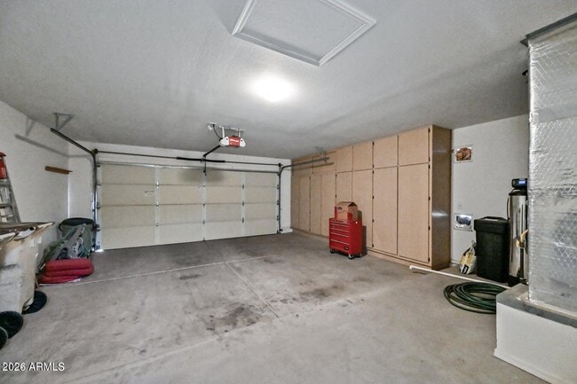 Building Photo - 9222 E Crystal Dr