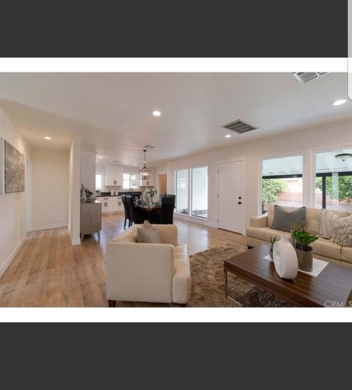 Building Photo - 12521 Wixom St