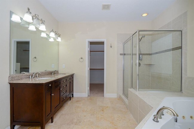 Building Photo - 1493 Silverado Dr