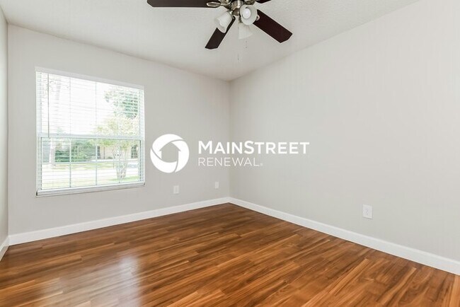 Building Photo - 3 Bedroom Pet-Friendly Home in ALTAMONTE SPRINGS, FL with Main Street Renewal