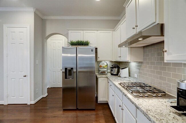 Building Photo - 10816 Brittmoore Oaks Pl