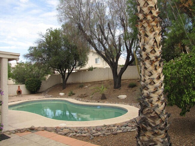 Building Photo - $500 OFF FIRST MONTHS FULL RENT!