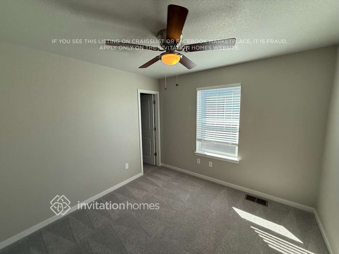 Building Photo - 4418 Trader St