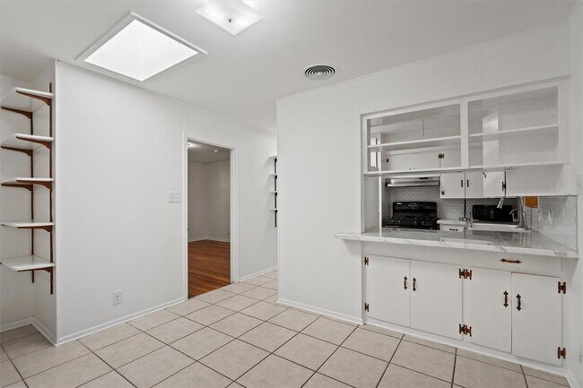 Building Photo - 4402 Terrilance Dr