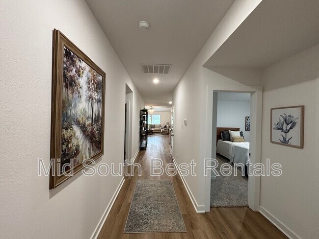 Building Photo - 260 Alyece Ln