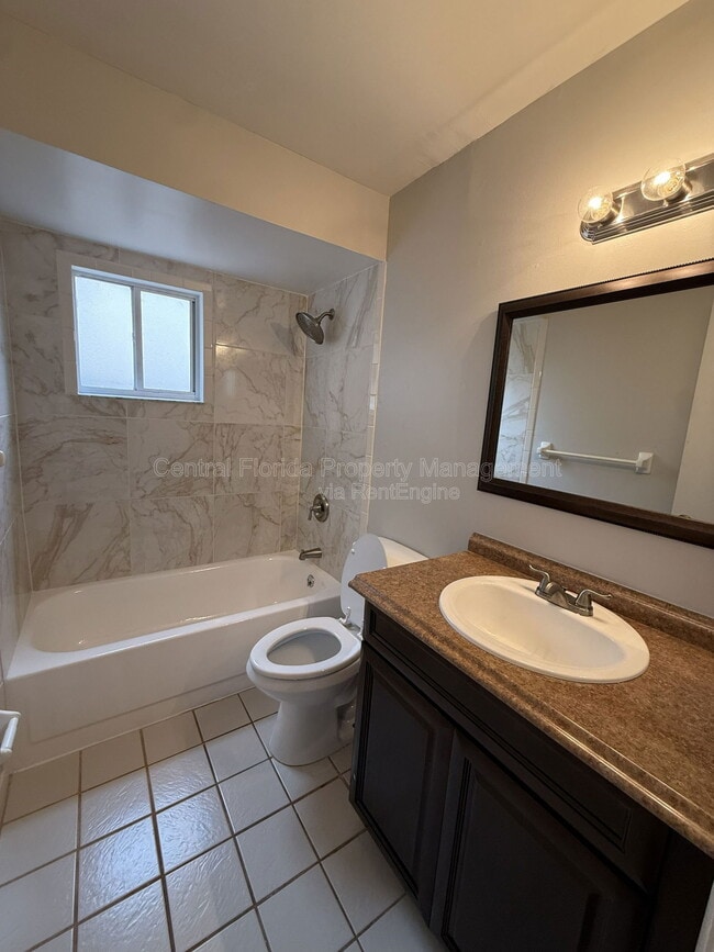 Building Photo - 820 Sutter Loop