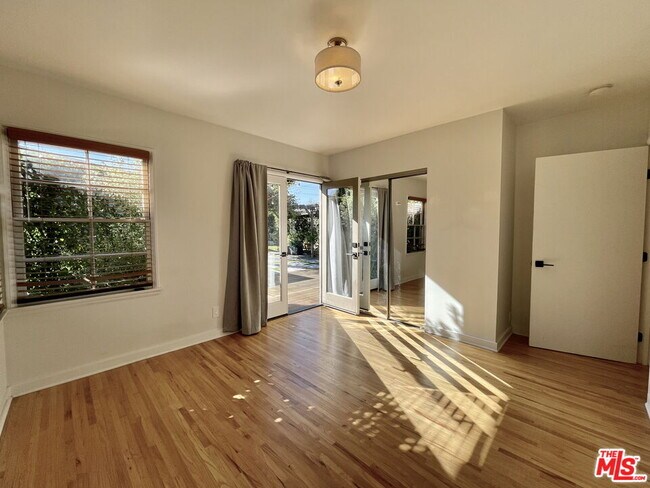 Building Photo - 8011 Stewart Ave