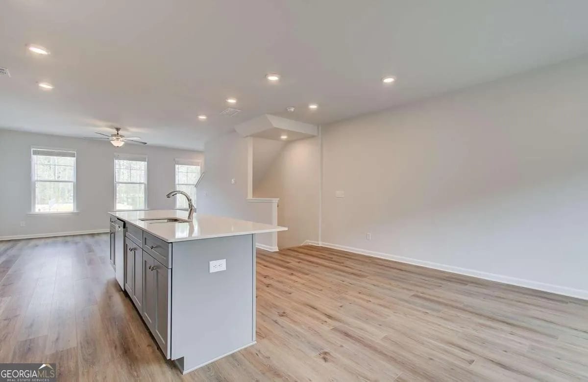 2nd floor - 108 Werner Brook Way SW