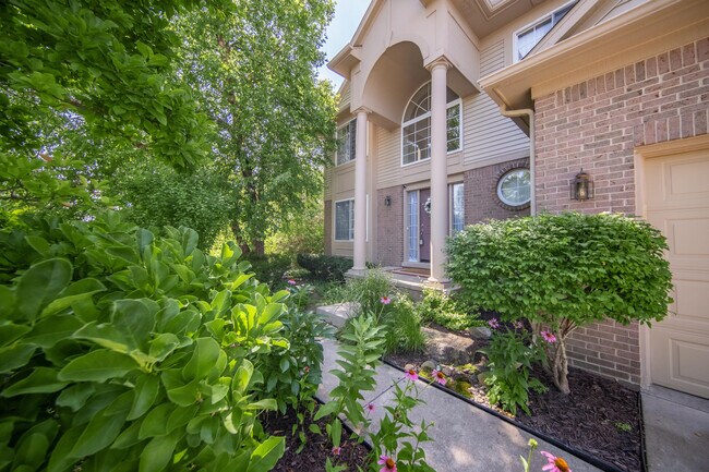 Building Photo - 7878 Greene Farm Dr