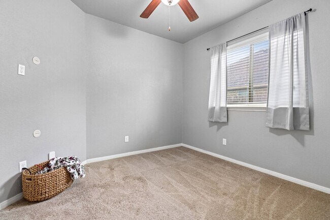 Building Photo - 21396 Timber Lodge Ln