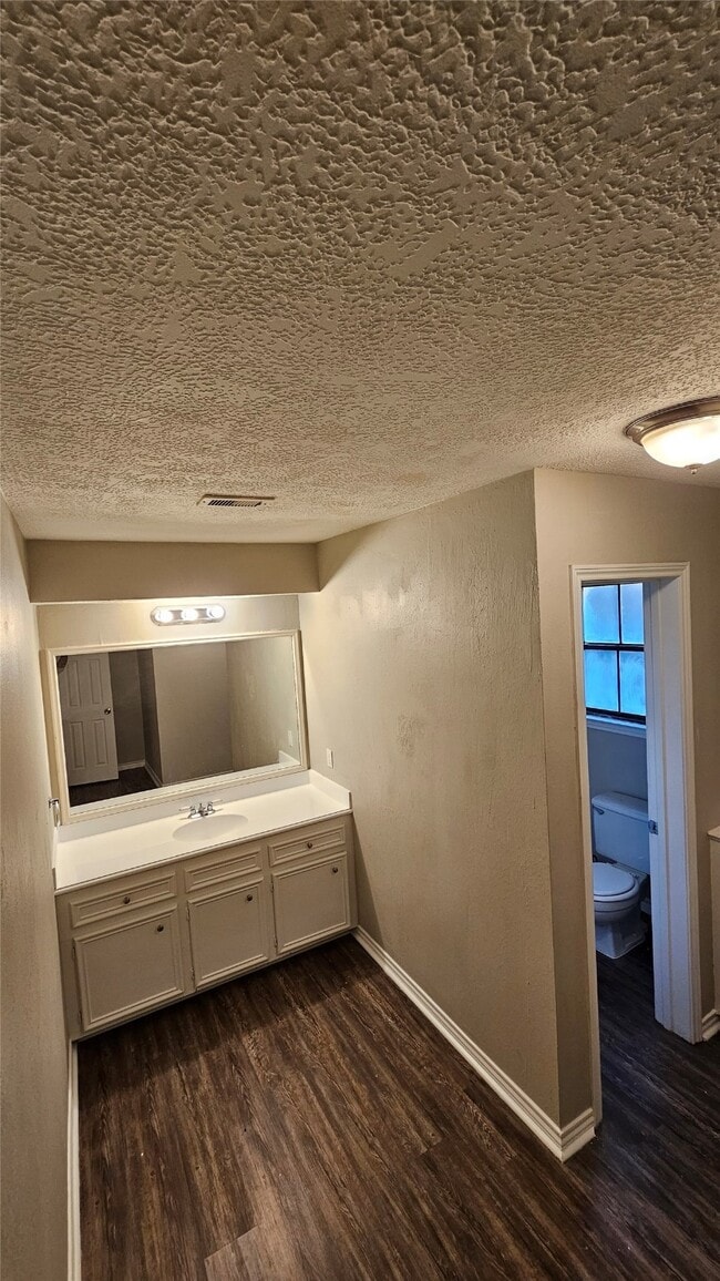 Building Photo - 2827 Thorne Creek Ln