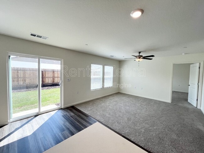 Building Photo - 4064 Cinnabar Ct