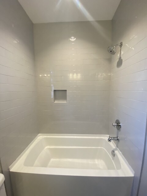 Building Photo - 2120 Herman St