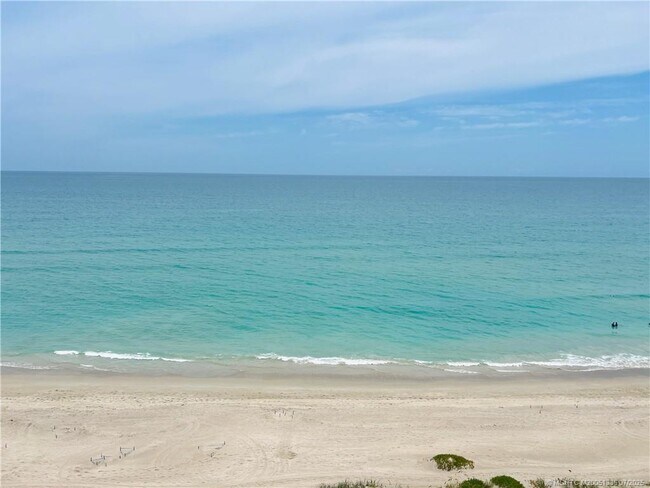 Building Photo - 10680 S Ocean Dr