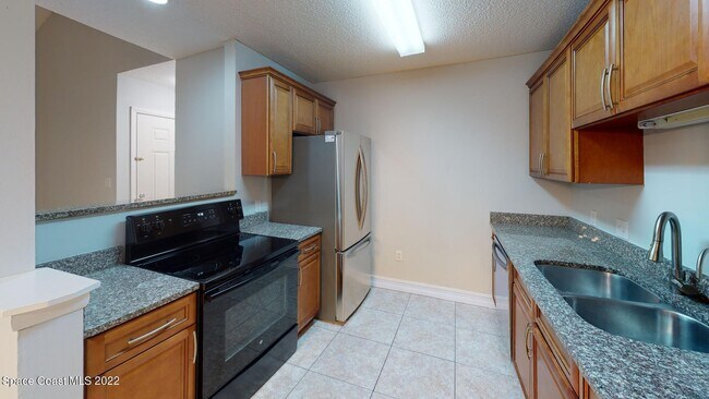 Building Photo - 225 S Tropical Trail