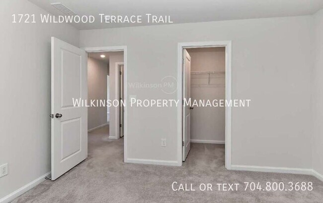 Building Photo - 1721 Wildwood Terrace Trl