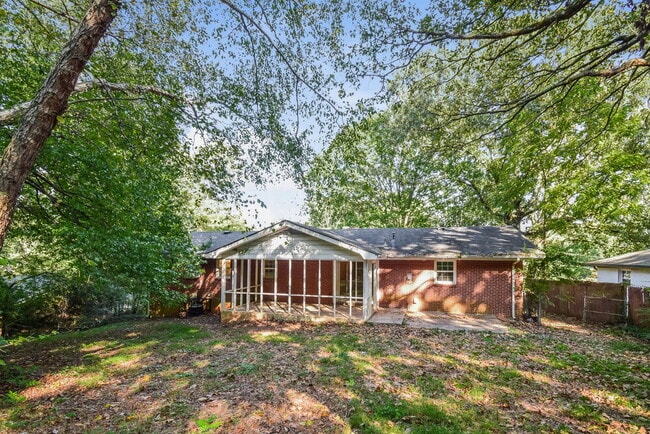 Building Photo - 6970 Richard Ln