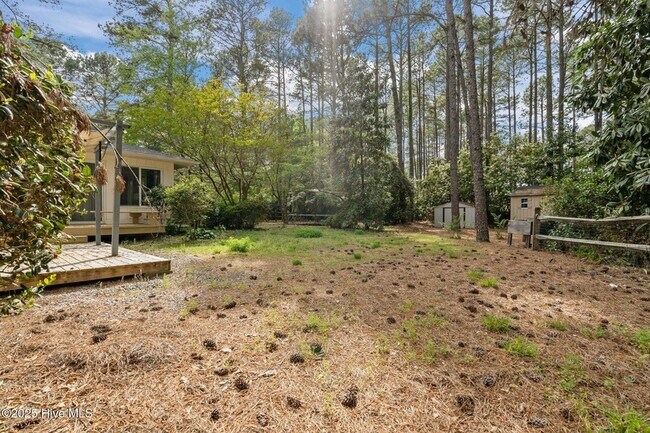 Building Photo - 185 Pine Ridge Dr