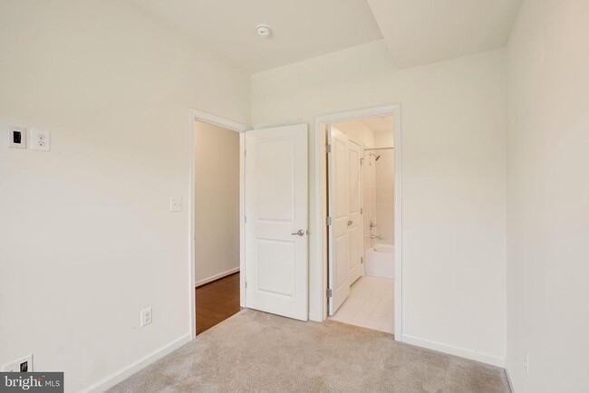 Building Photo - 41755 McMonagle Square