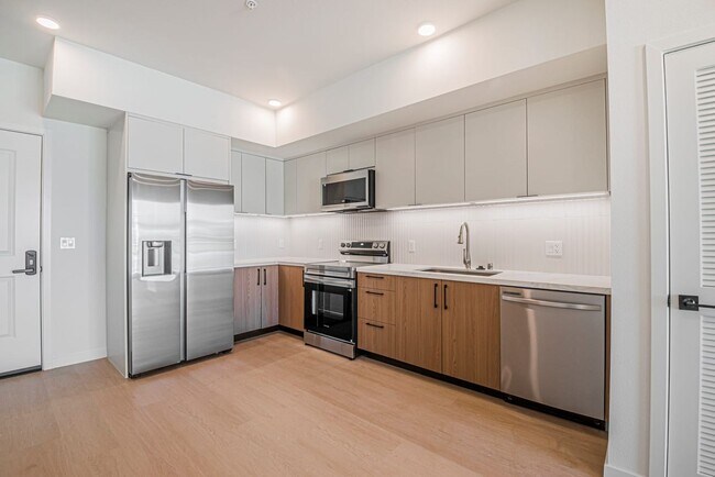 Building Photo - Welcome to the Gramercy