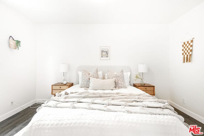 Building Photo - 441 N Ditman Ave