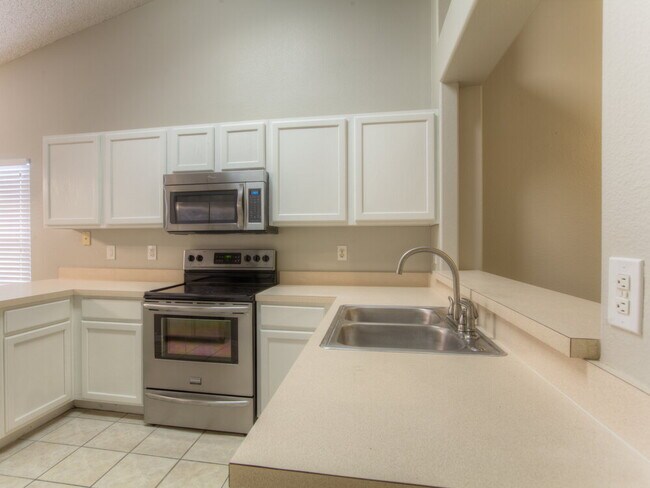 Building Photo - 3844 Becontree Pl