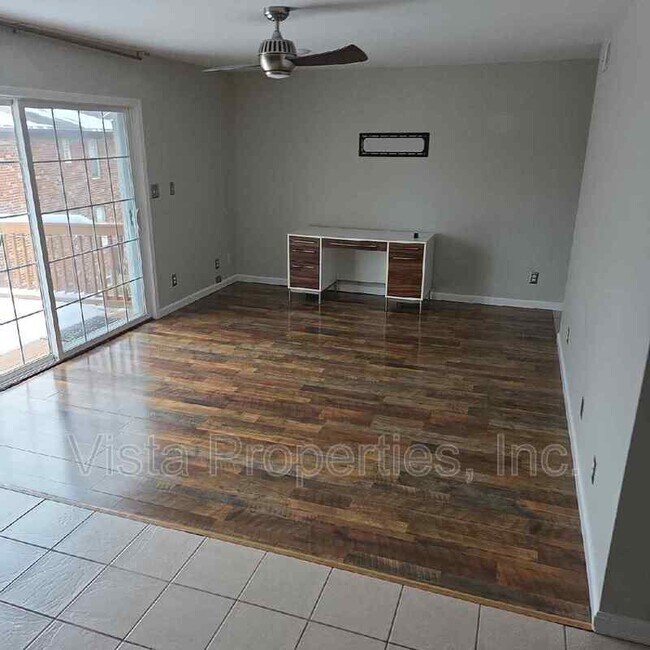 Building Photo - 737 N Hite Ave