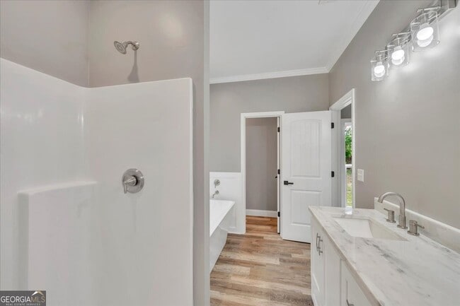 Building Photo - 110 Ryan St