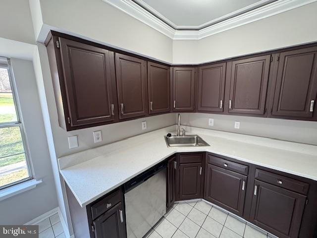 Building Photo - 15661 Montview Dr