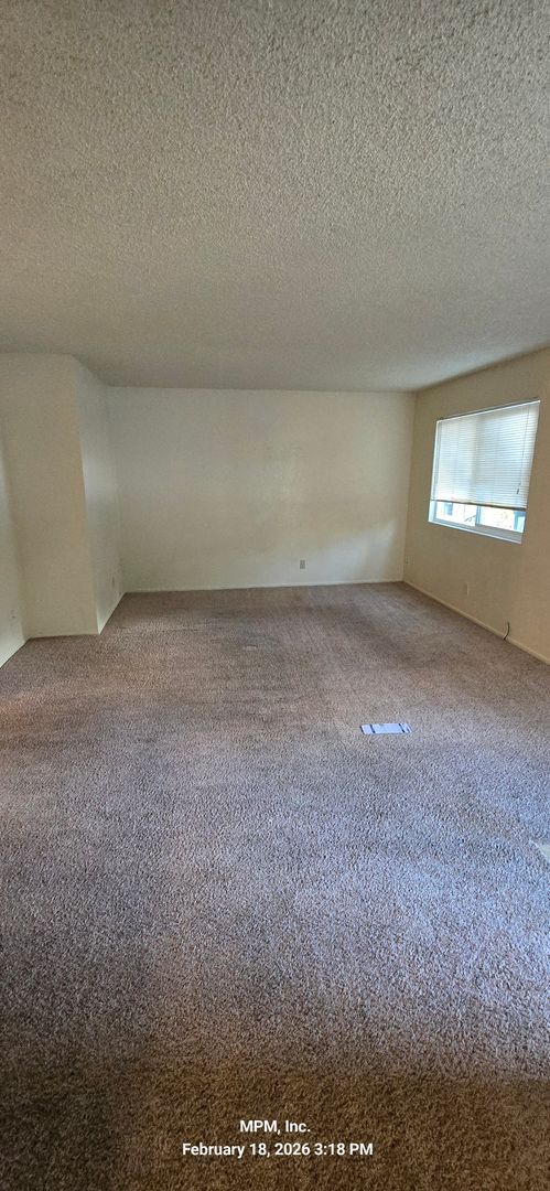 Building Photo - 7240 Sombrilla Ave