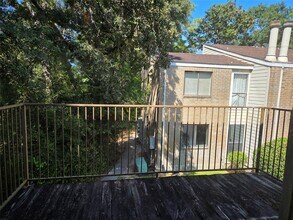 Building Photo - 3500 Tangle Brush Dr