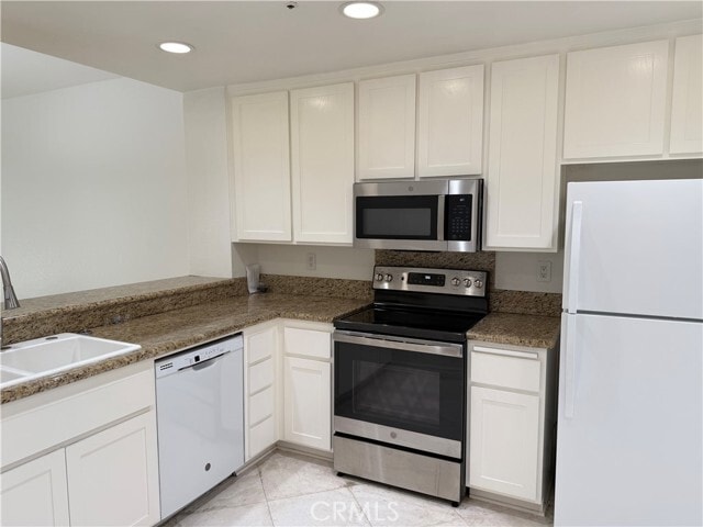 Building Photo - 3680 S Bear St