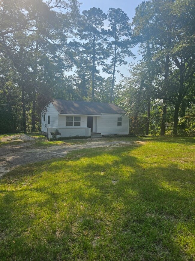 Building Photo - Totally remodeled 2BR