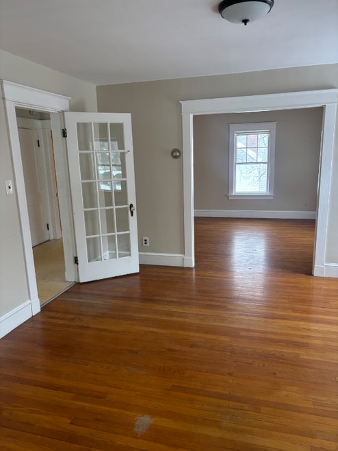 Building Photo - 134 Silver St