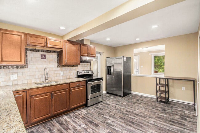 Building Photo - 1061 Centennial Ave