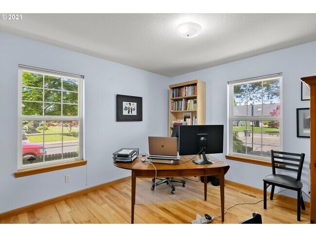 Building Photo - Single Level Home in Glencoe Oaks