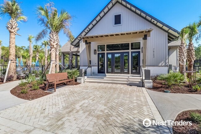 Building Photo - Enjoy Resort-Style Amenities in Beautiful ...