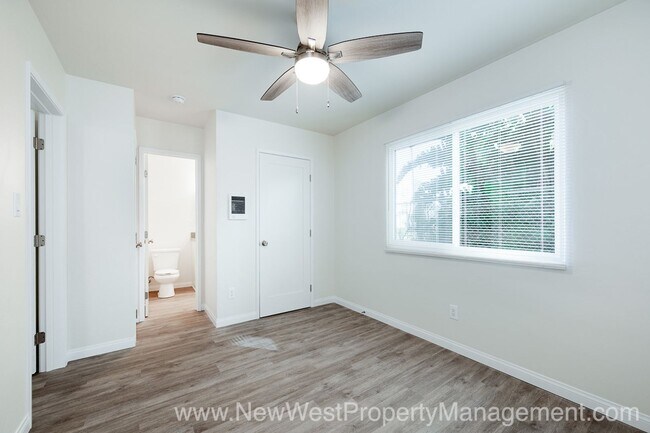Building Photo - Upgraded Sherman Heights 1 Bedroom, Availa...