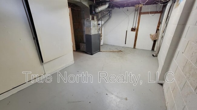 Building Photo - 1608 Smith Rd