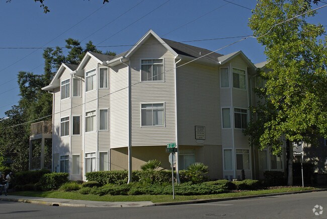 Primary Photo - Stadium Central Apartments
