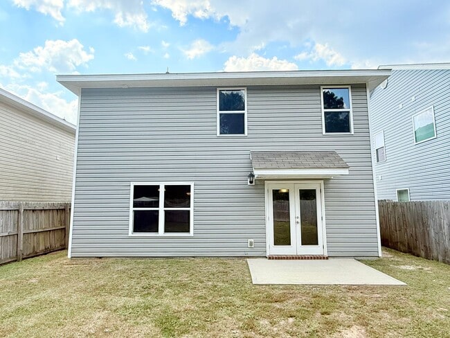 Building Photo - Beautiful 2-Story Home - Magnolia Bend