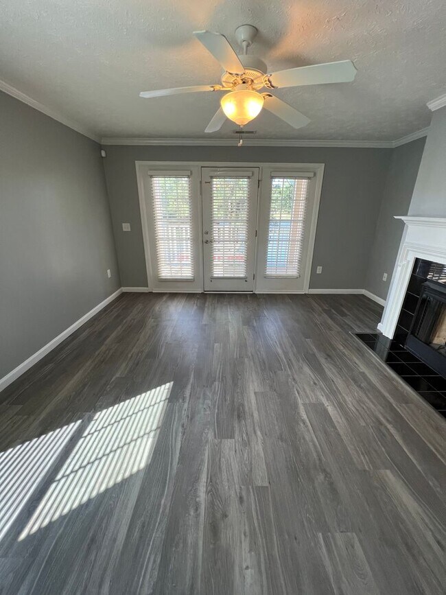 Building Photo - 3310 Harbour Pointe Pl